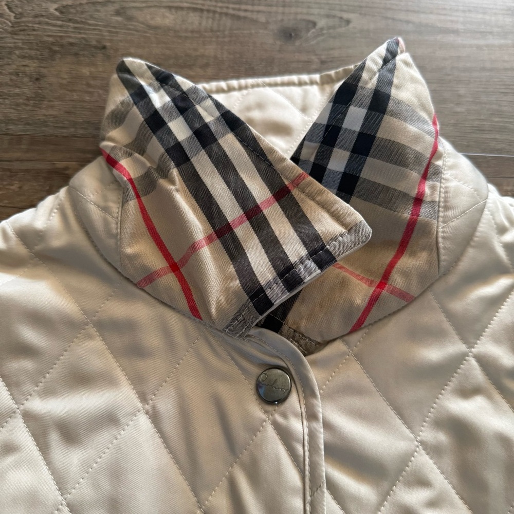 Burberry London Nova Lined Quilted Coat - Medium - Picture 16 of 16